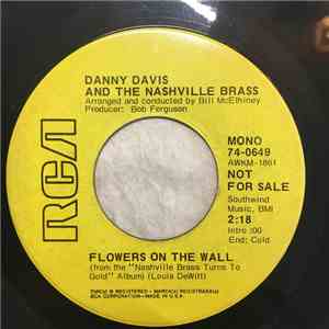 Danny Davis & The Nashville Brass - Flowers On The Wall / Java album