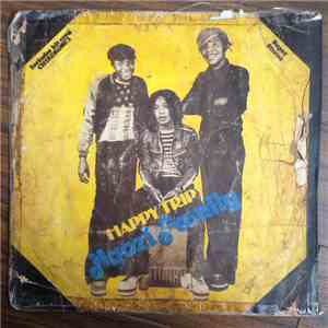 Ngozi Family - Happy Trip album