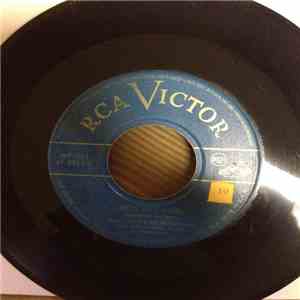 Vaughn Monroe And His Orchestra - Moon Over Miami / Racing To The Moon album